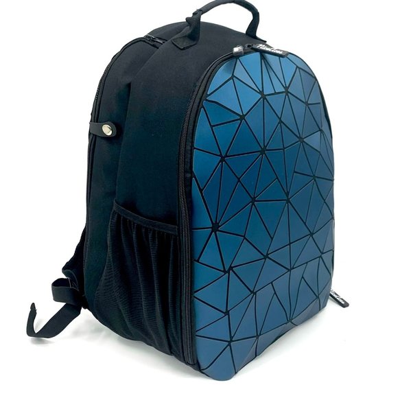 GEO Lightweight backpack for school, tennis and all activities. Fit 2 racquets.